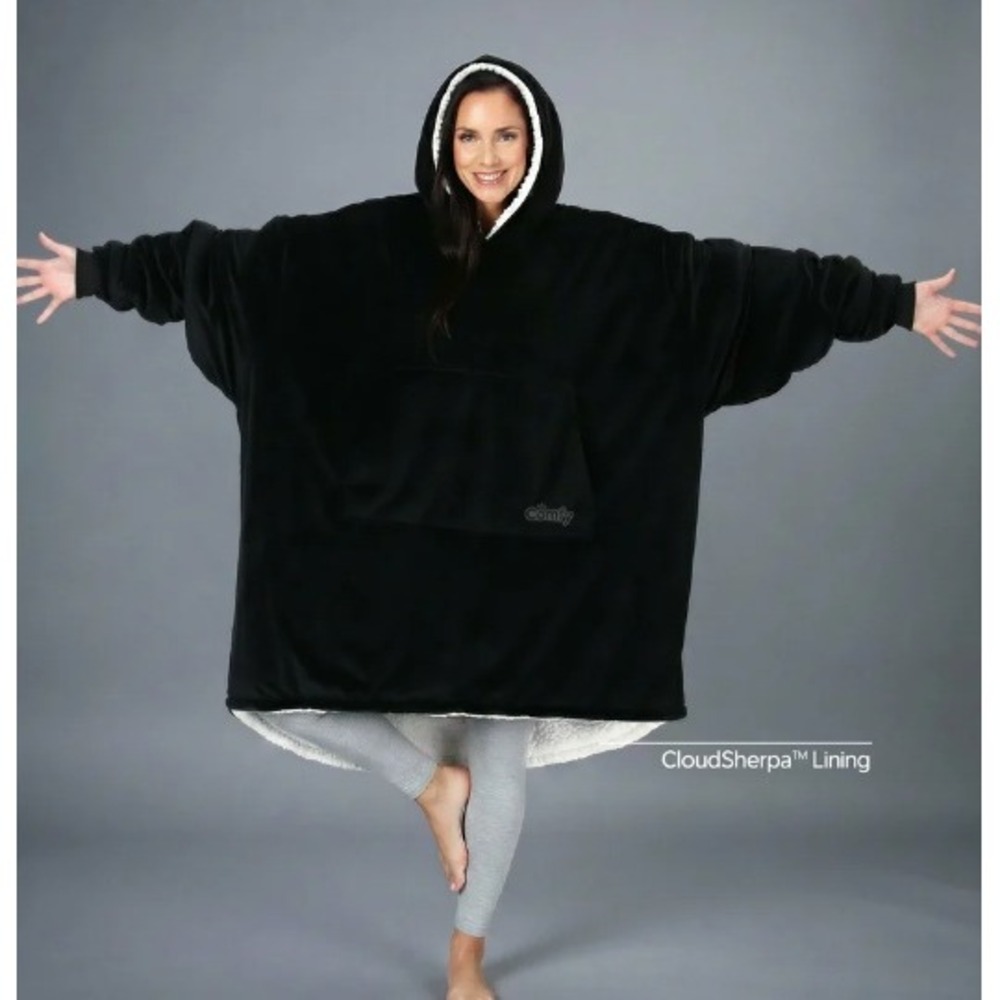 The Comfy Original Oversized Wearable Blanket Retail $50 Black Sherpa One Size